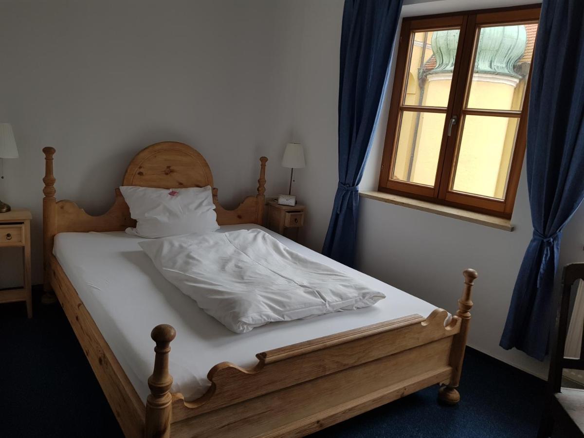 Gasthof Zur Post Wolnzach Esterno foto